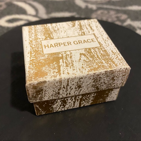 Halo Stud Earrings - Picture 7 of 7